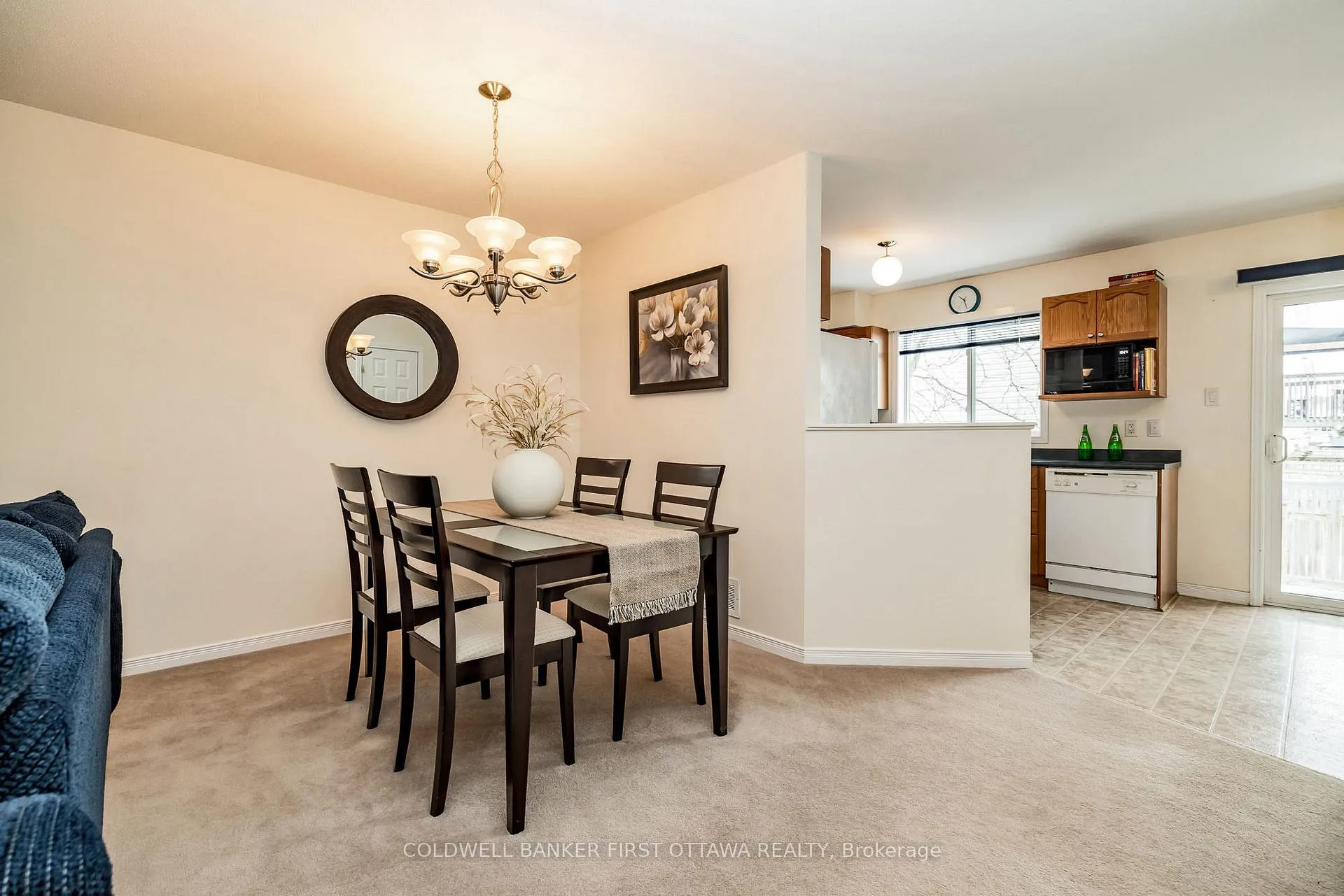 Photo 4 of 389 Wiffen Private, Ottawa, Westcliffe Estates — HOMEH