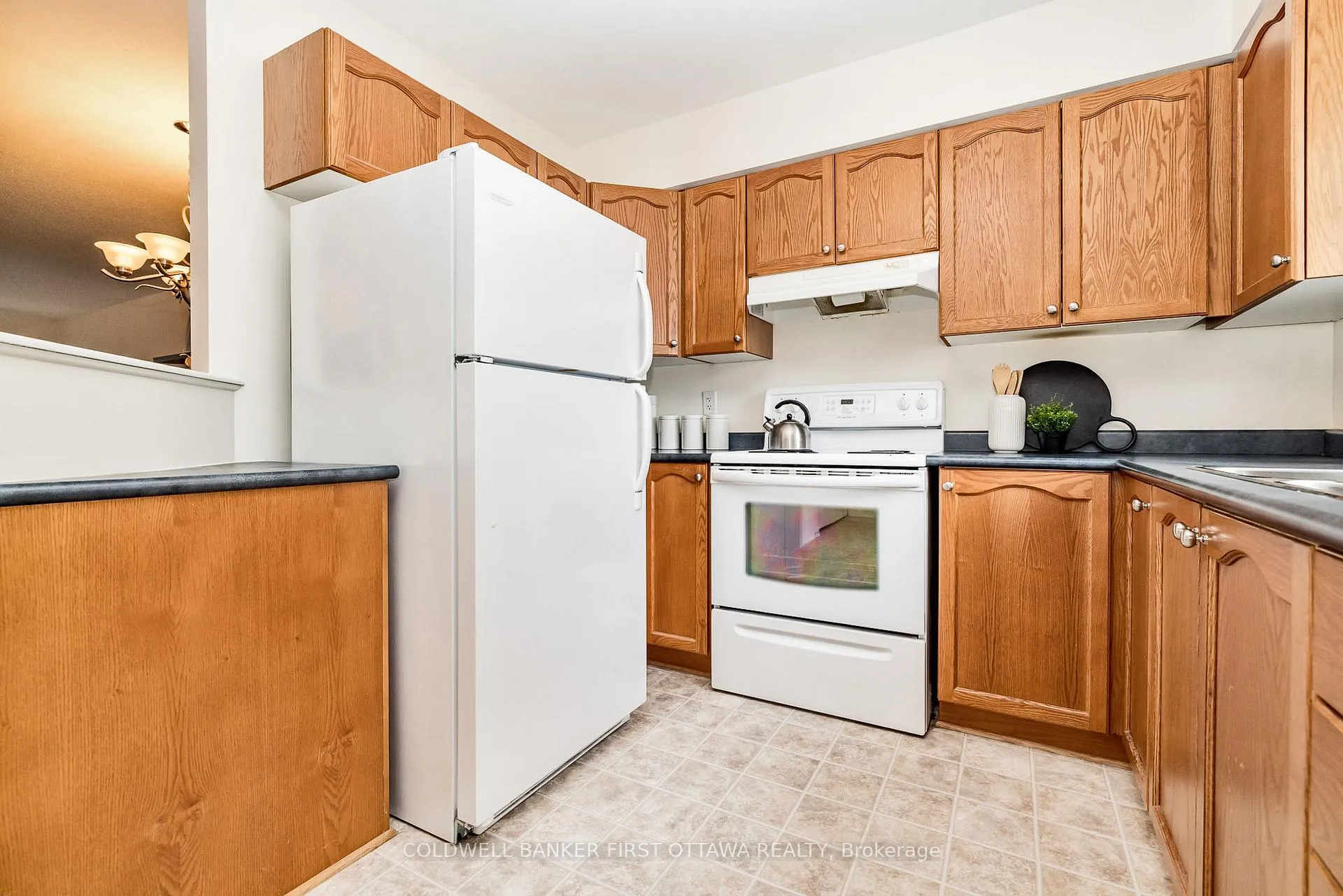 Photo 8 of 389 Wiffen Private, Ottawa, Westcliffe Estates — HOMEH