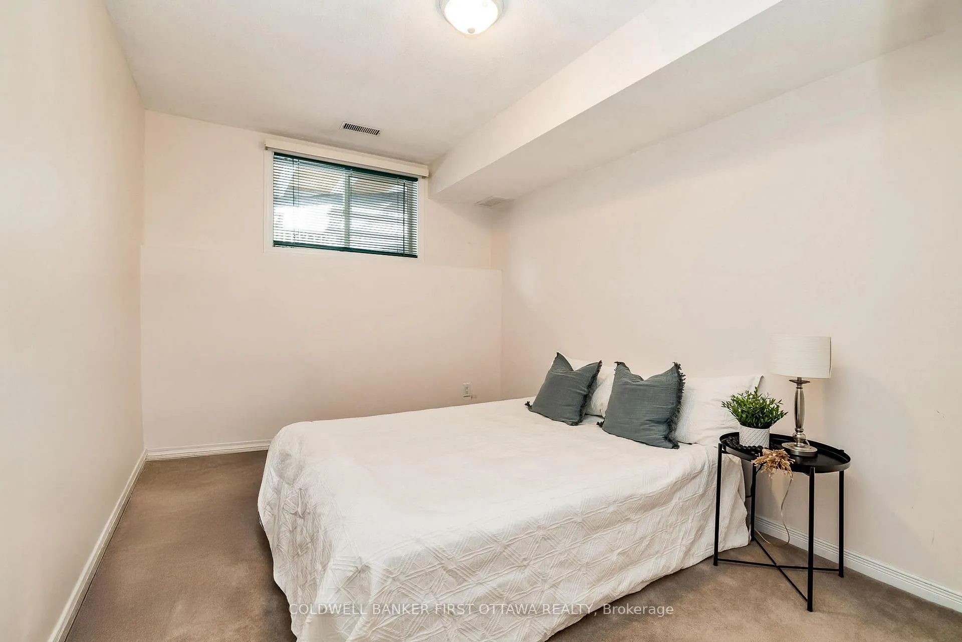 Photo 18 of 389 Wiffen Private, Ottawa, Westcliffe Estates — HOMEH