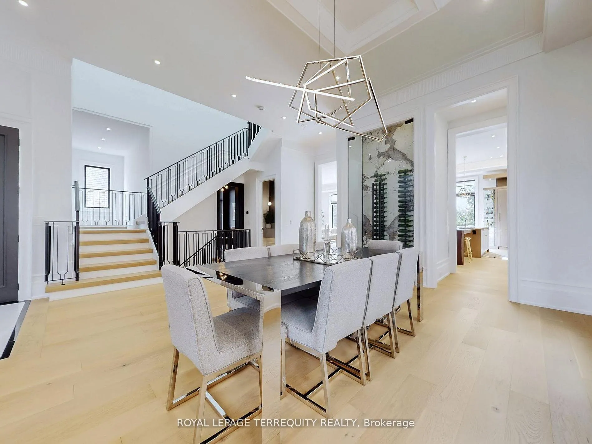 Photo 8 of 1408 Rougemount Drive, Pickering, Rougemount — HOMEH
