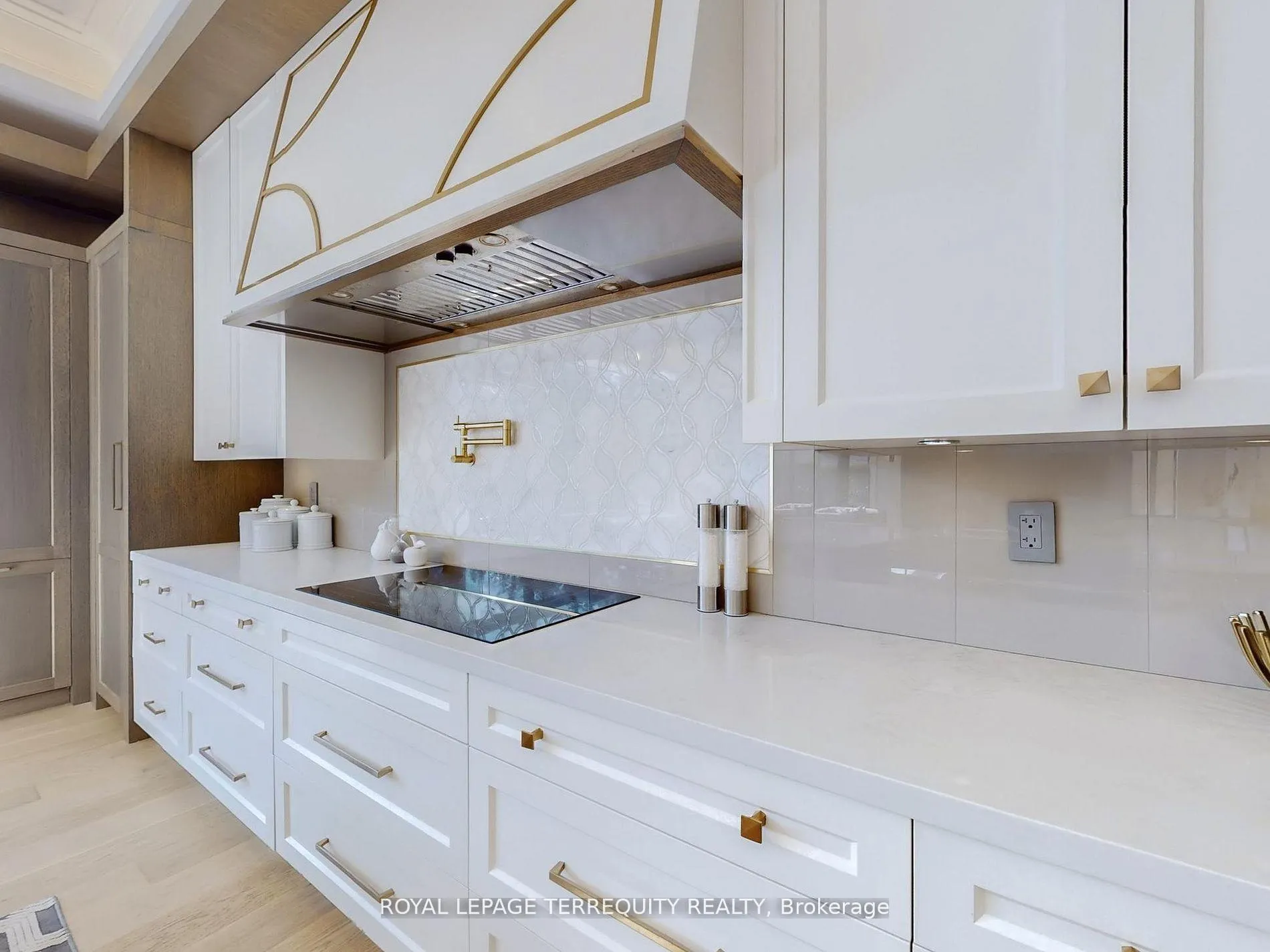 Photo 12 of 1408 Rougemount Drive, Pickering, Rougemount — HOMEH