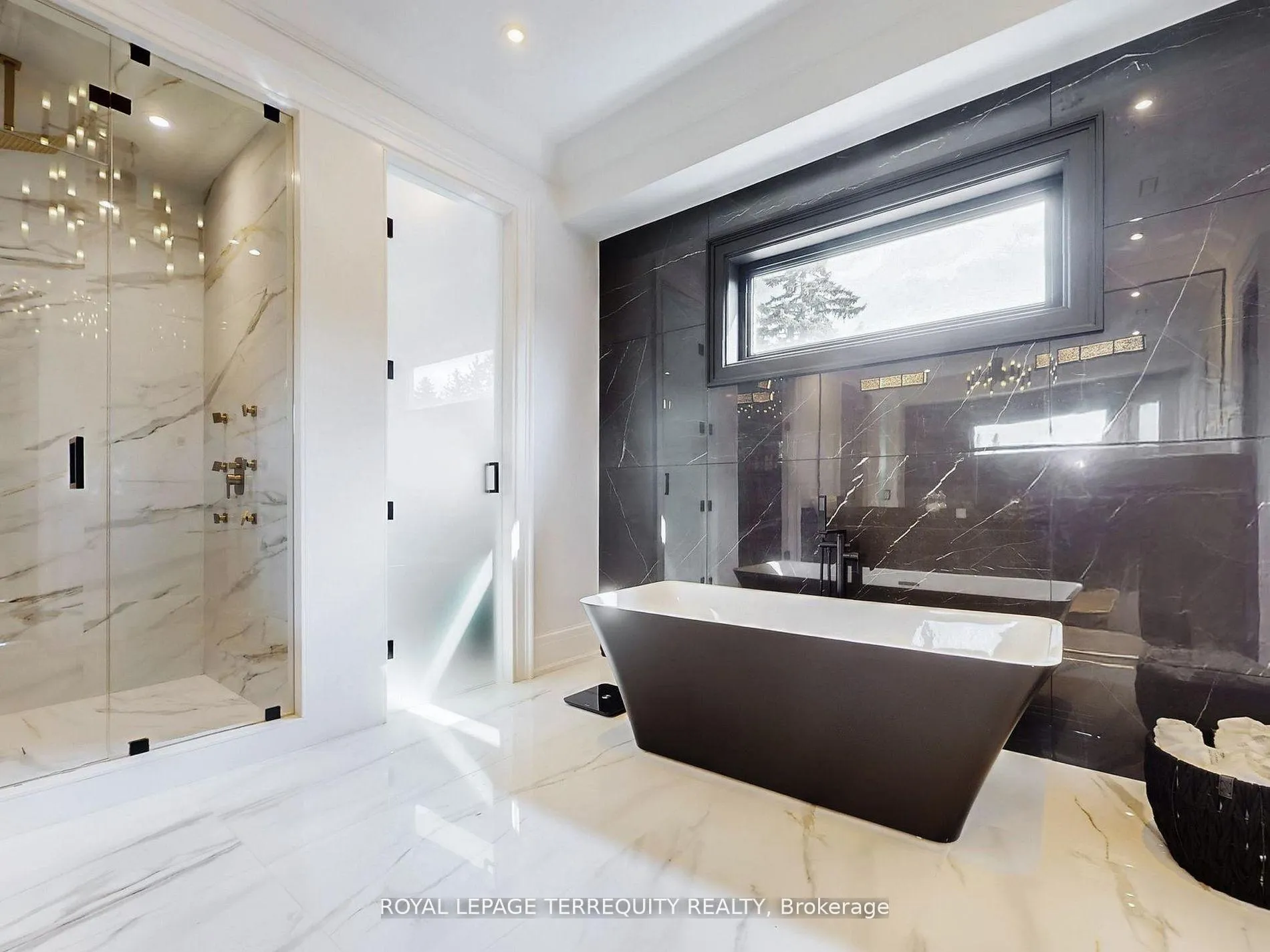 Photo 25 of 1408 Rougemount Drive, Pickering, Rougemount — HOMEH