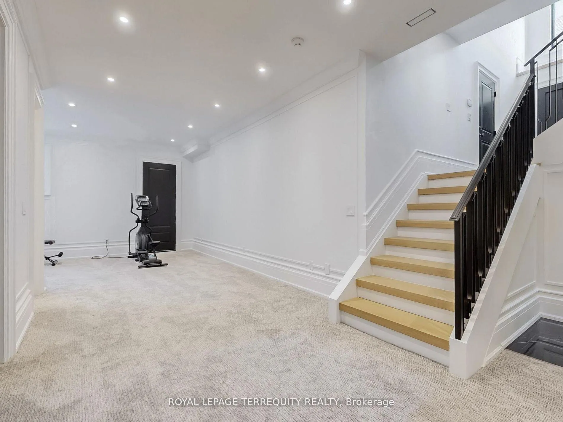 Photo 34 of 1408 Rougemount Drive, Pickering, Rougemount — HOMEH