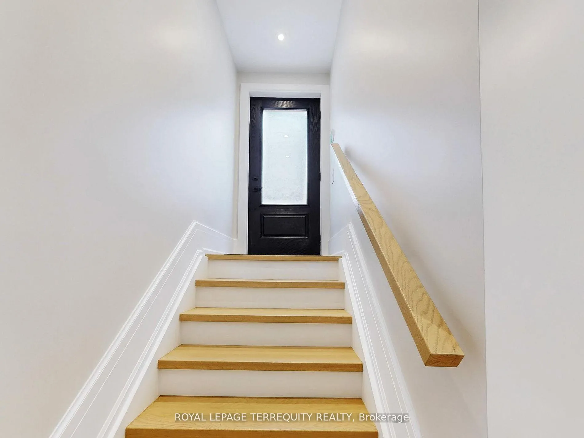 Photo 40 of 1408 Rougemount Drive, Pickering, Rougemount — HOMEH