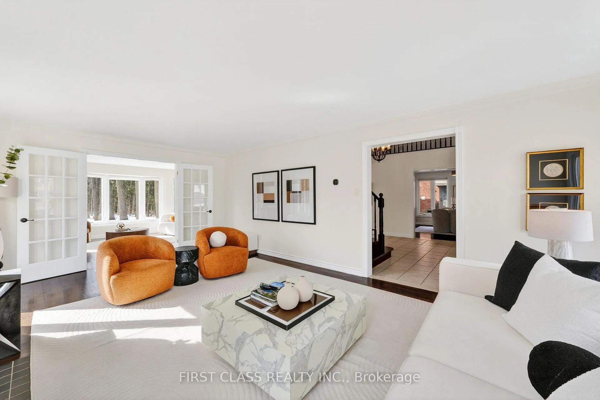Photo 4 of 59 Normandale Road, Markham, Unionville — HOMEH