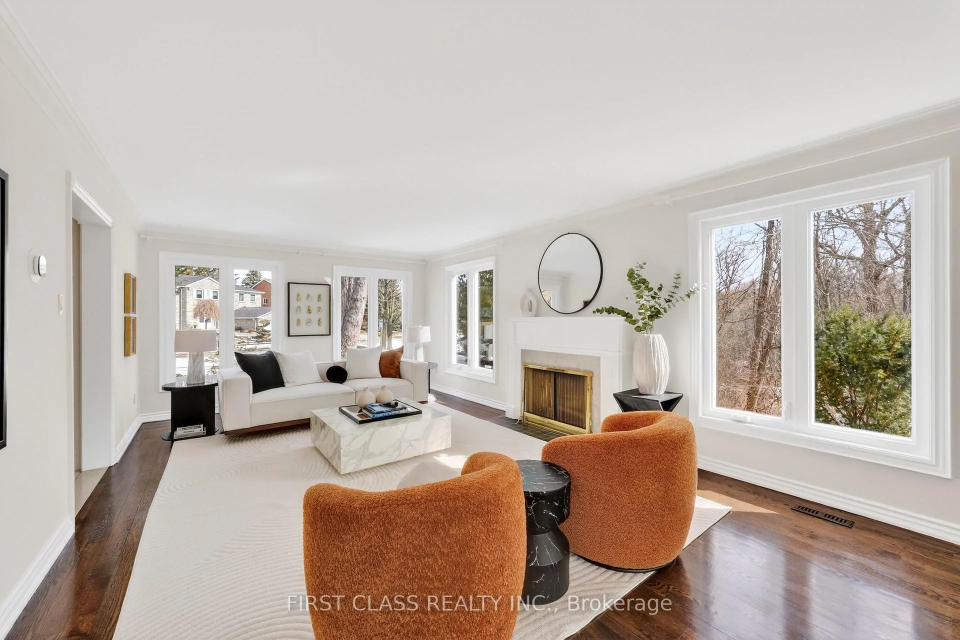 Photo 5 of 59 Normandale Road, Markham, Unionville — HOMEH