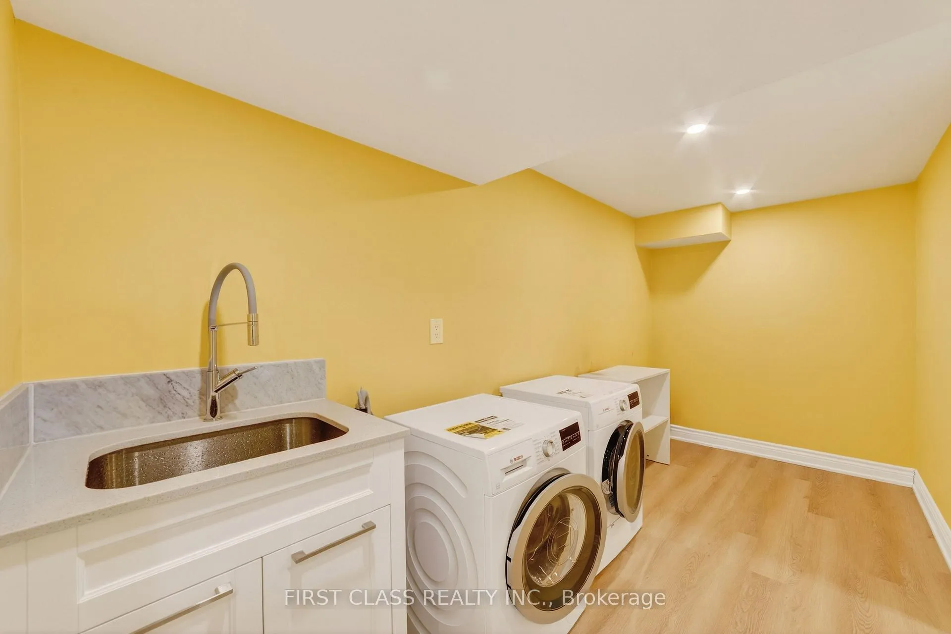 Photo 41 of 59 Normandale Road, Markham, Unionville — HOMEH