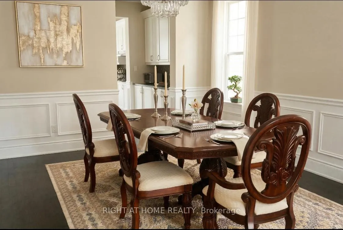 Photo 5 of 34 Possession Crescent, Brampton, Toronto Gore Rural Estate — HOMEH