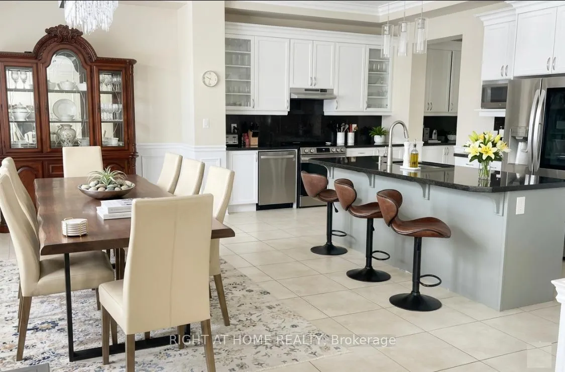 Photo 7 of 34 Possession Crescent, Brampton, Toronto Gore Rural Estate — HOMEH