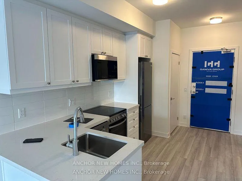 Photo 3 of Unit Unit# 220, 51 Clarington Blvd, Clarington, Bowmanville — HOMEH
