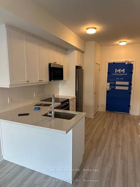 Photo 4 of Unit Unit# 220, 51 Clarington Blvd, Clarington, Bowmanville — HOMEH
