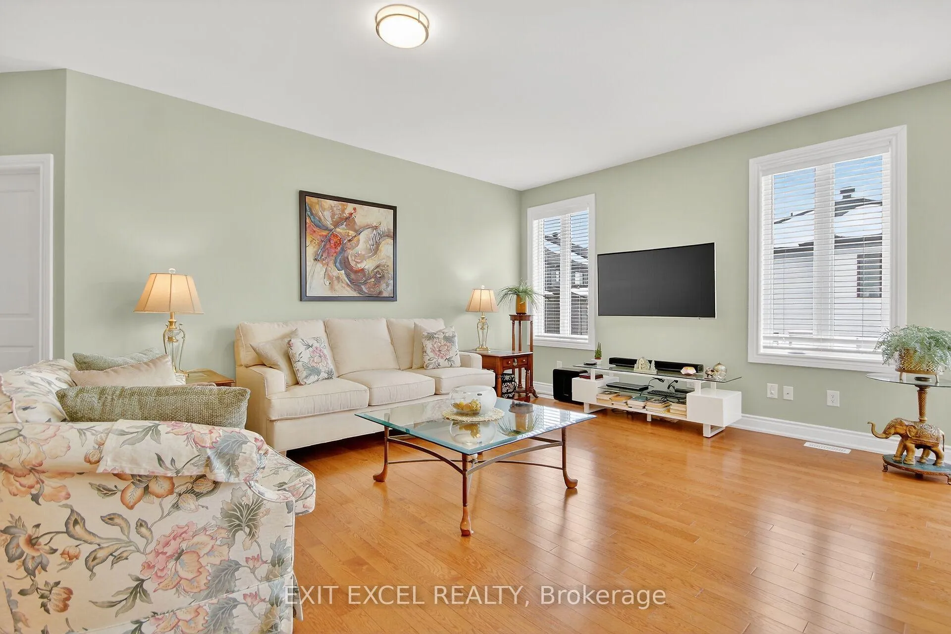 Photo 5 of 478 Fernside Street, Ottawa, Leitrim — HOMEH