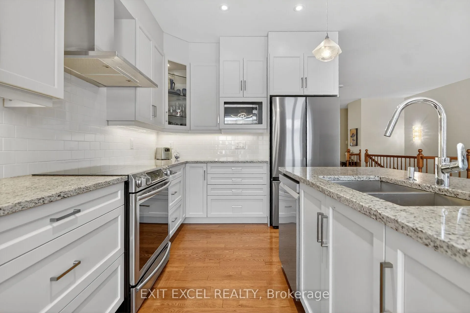 Photo 9 of 478 Fernside Street, Ottawa, Leitrim — HOMEH