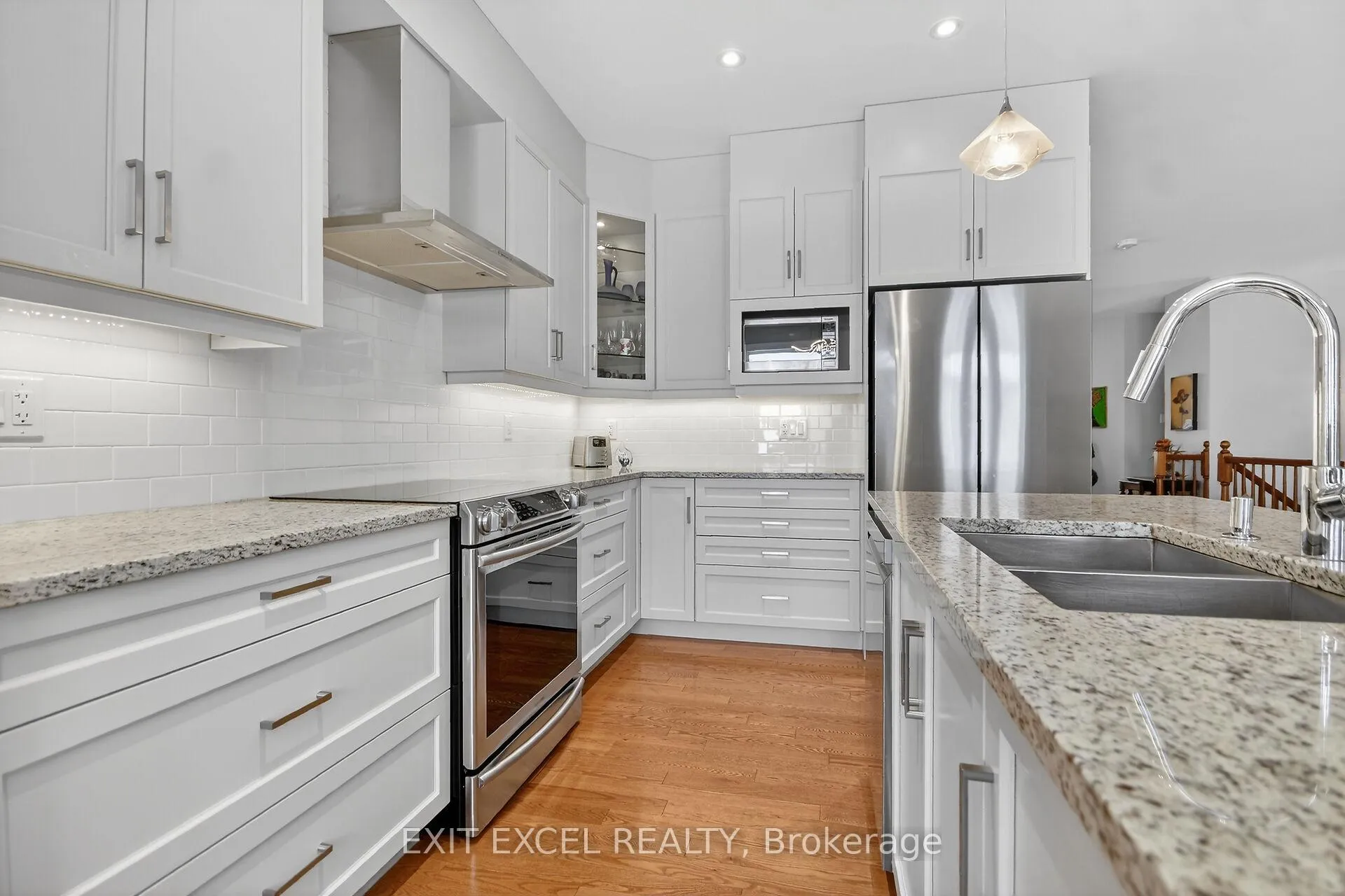 Photo 10 of 478 Fernside Street, Ottawa, Leitrim — HOMEH