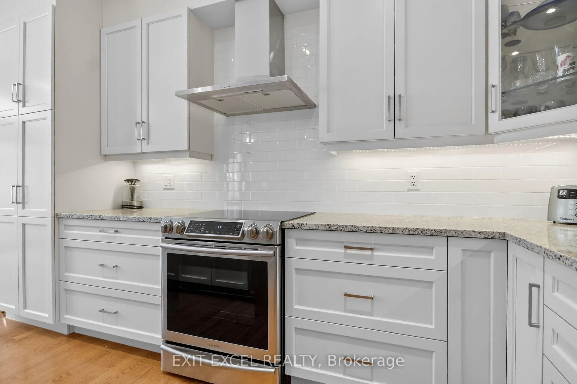 Photo 11 of 478 Fernside Street, Ottawa, Leitrim — HOMEH