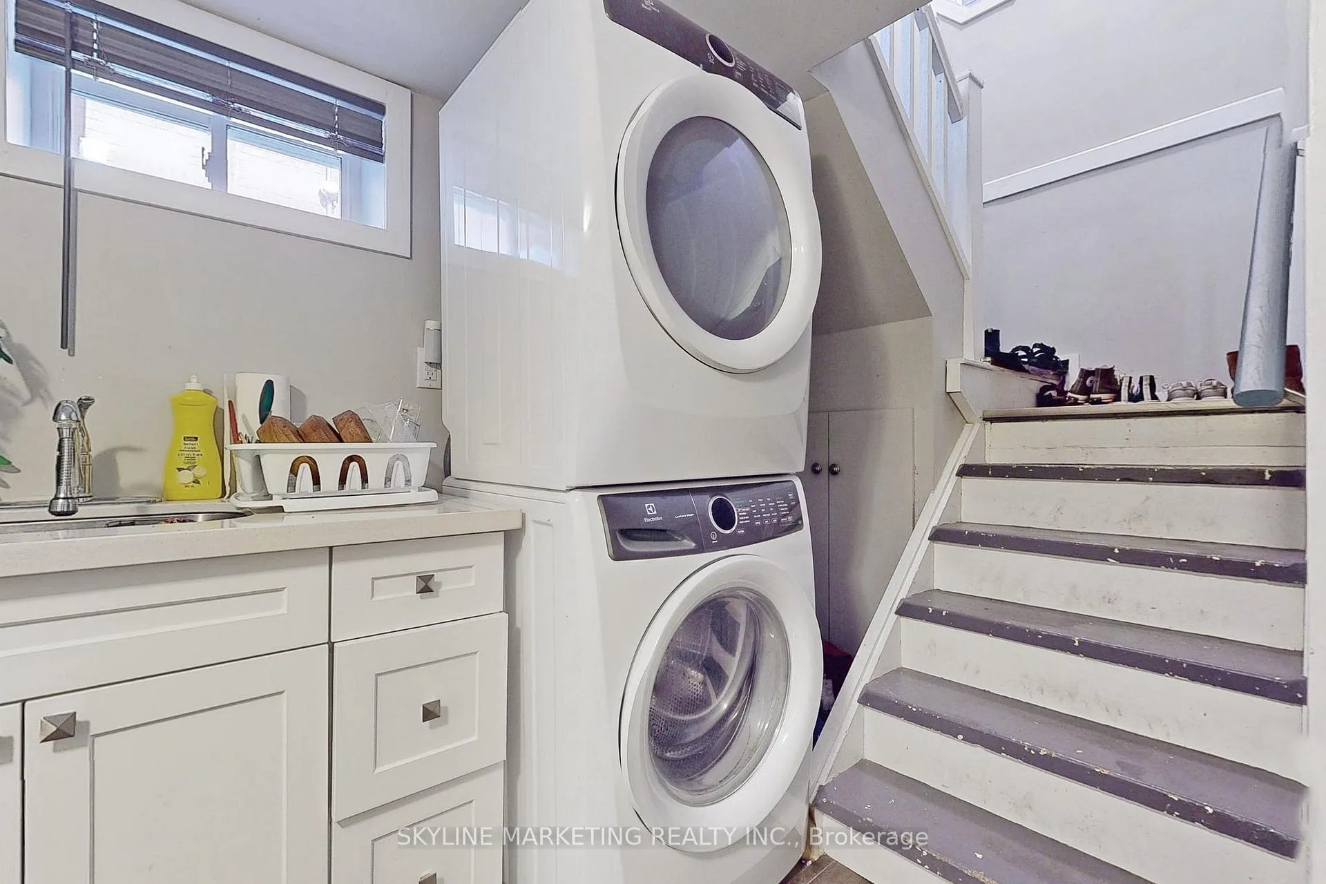 Photo 9 of Unit Upper Rm 1, 57 Glen Road, Hamilton, Westdale — HOMEH
