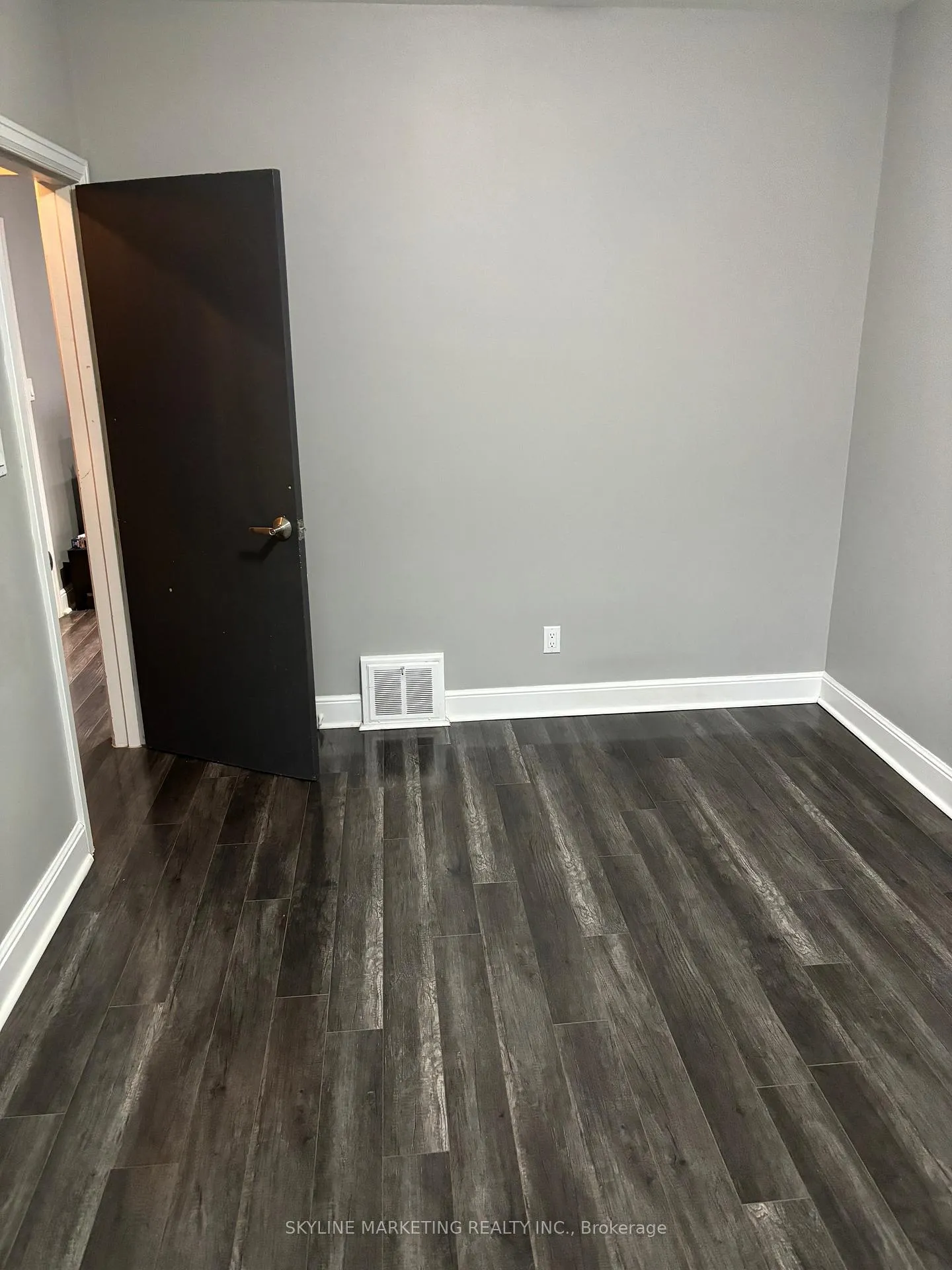Photo 11 of Unit Upper Rm 1, 57 Glen Road, Hamilton, Westdale — HOMEH