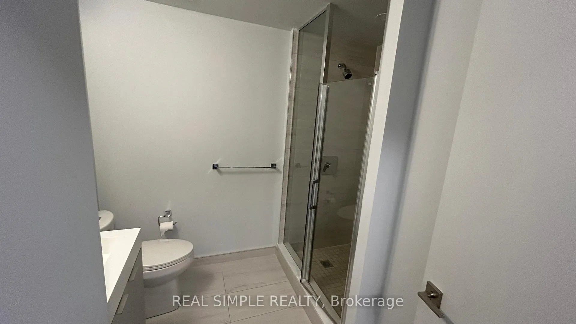 Photo 12 of Unit 1408, 2920 Highway 7 Road, Vaughan, Concord — HOMEH