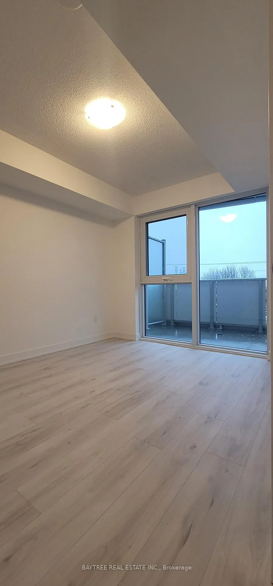 Photo 14 of Unit 306, 1010 Sandy Beach Road, Pickering, Bay Ridges — HOMEH