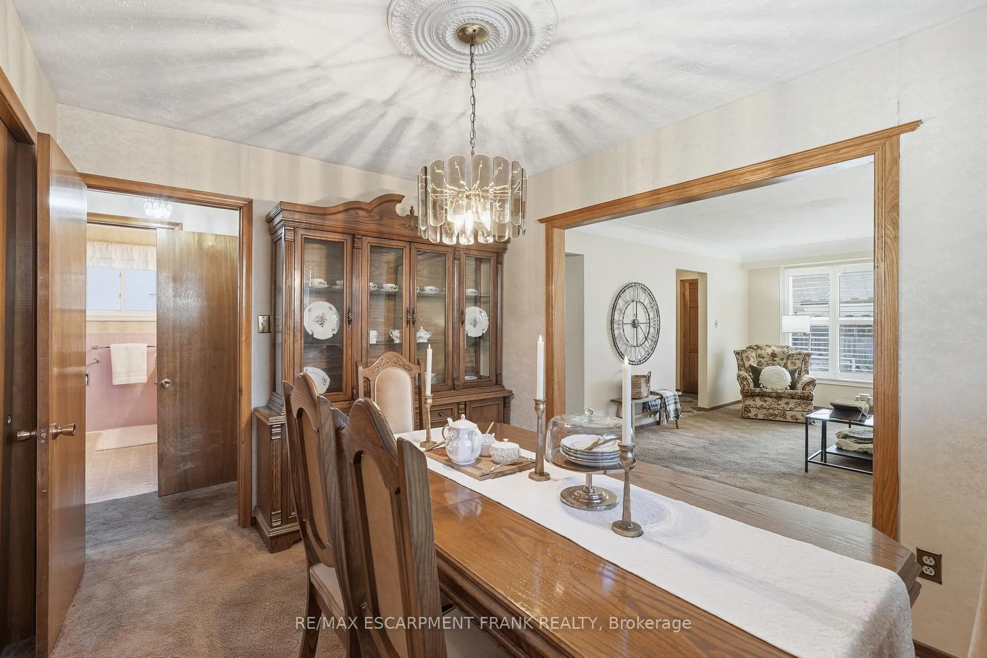 Photo 12 of 256 Whitney Avenue, Hamilton, Ainslie Wood — HOMEH
