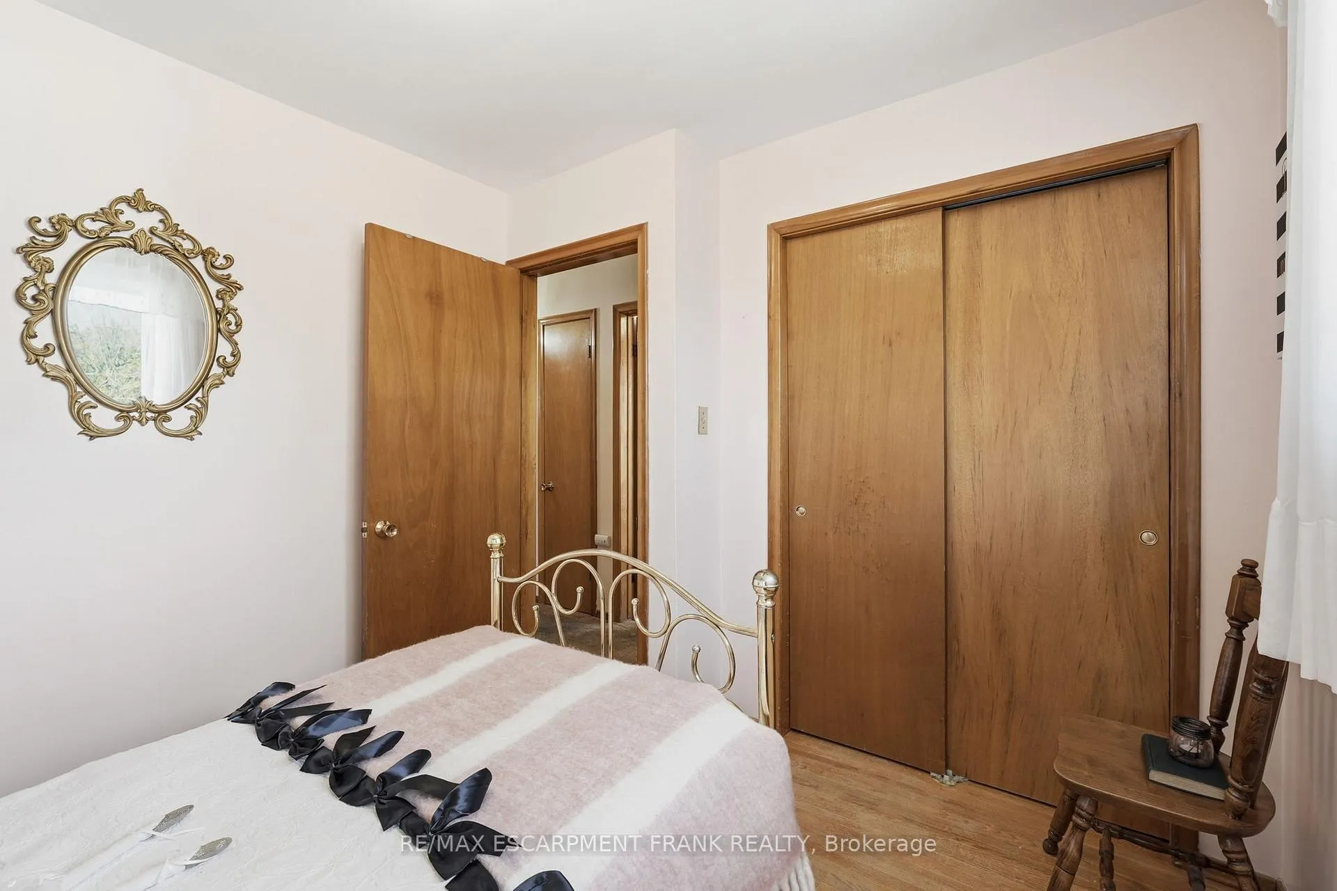 Photo 24 of 256 Whitney Avenue, Hamilton, Ainslie Wood — HOMEH