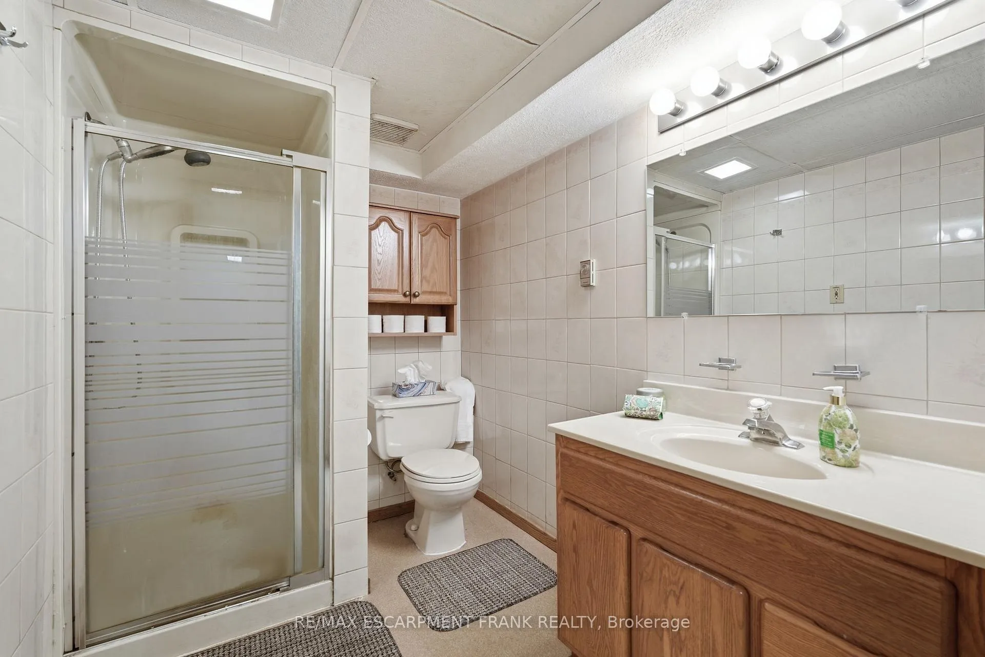 Photo 25 of 256 Whitney Avenue, Hamilton, Ainslie Wood — HOMEH
