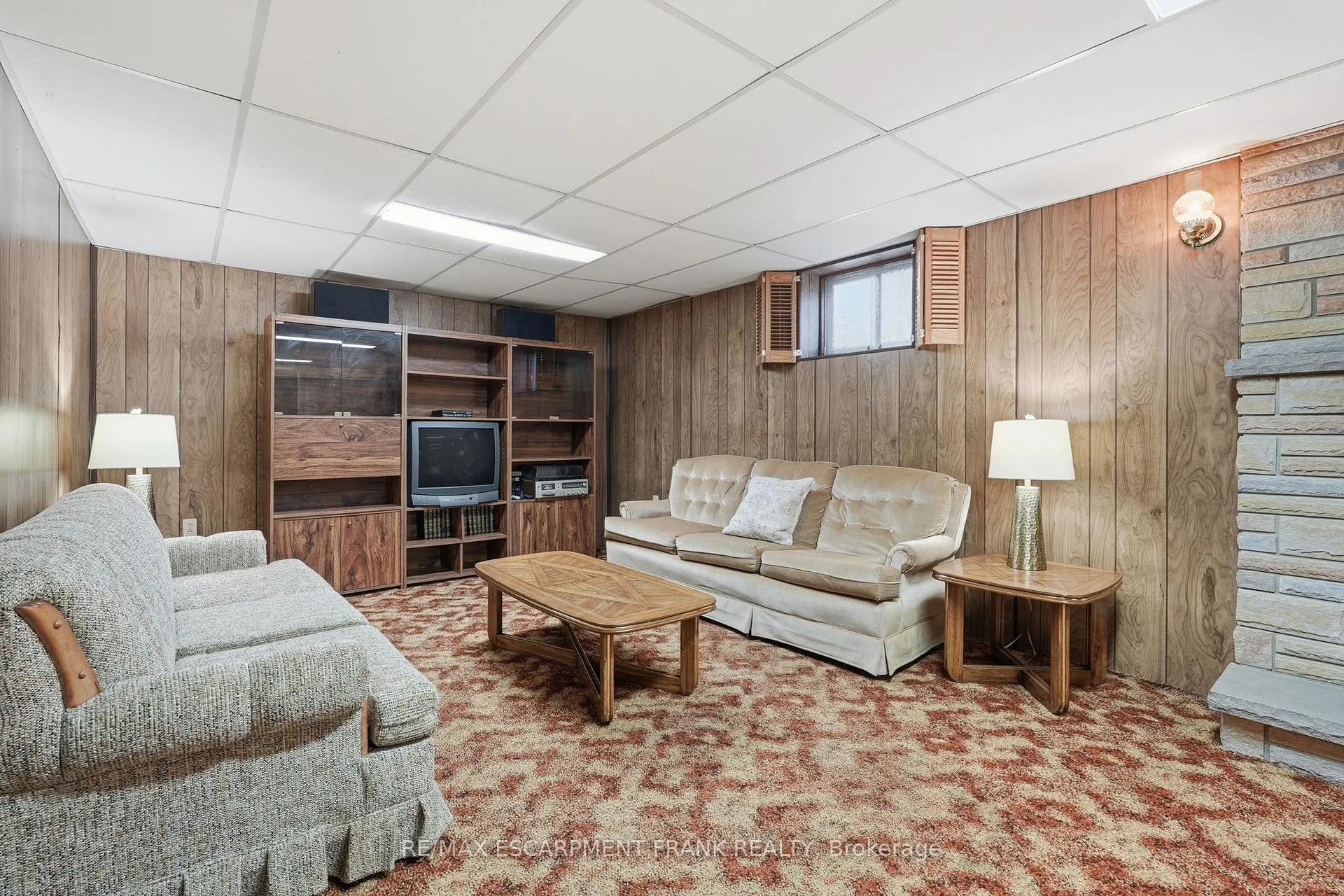 Photo 32 of 256 Whitney Avenue, Hamilton, Ainslie Wood — HOMEH