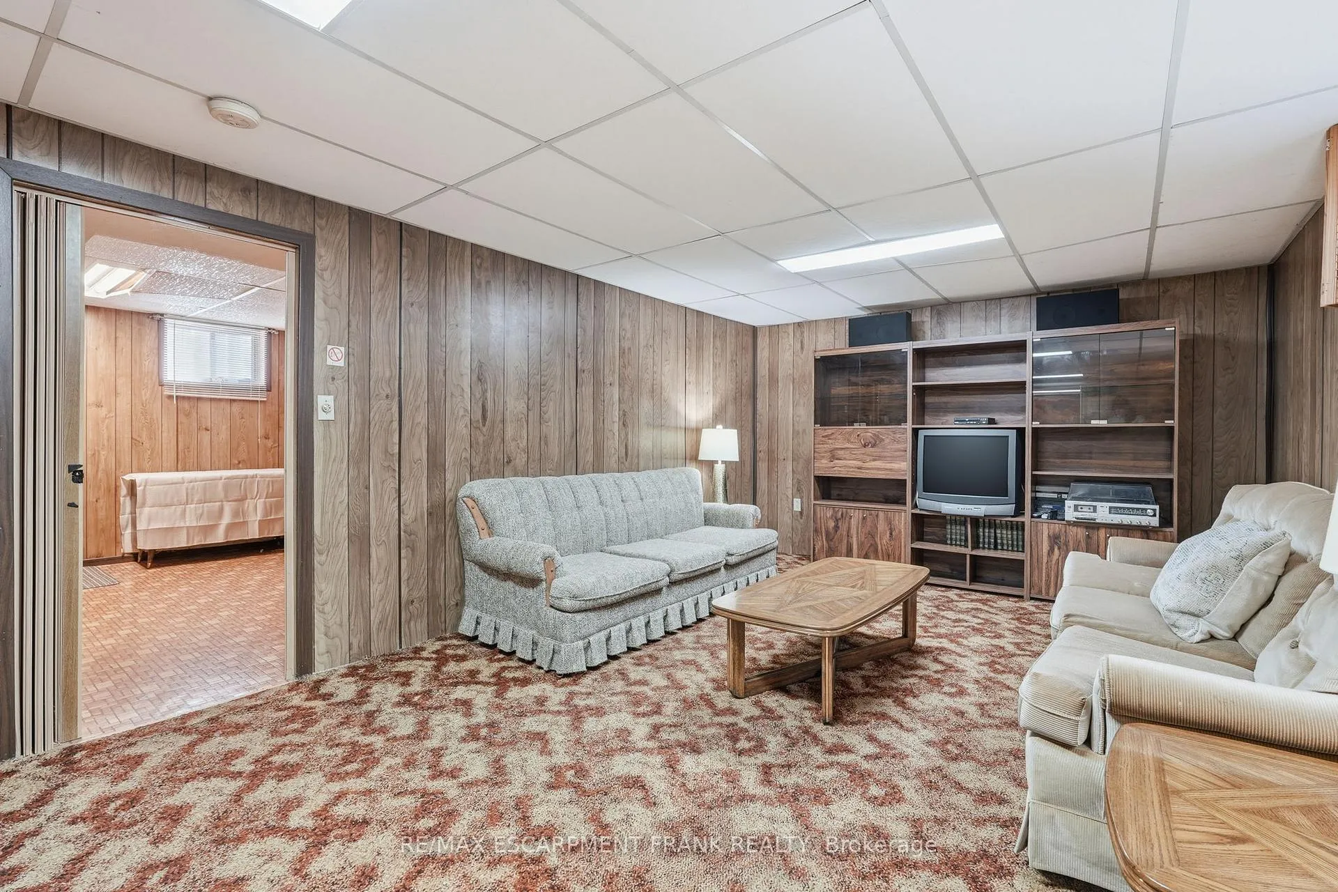 Photo 33 of 256 Whitney Avenue, Hamilton, Ainslie Wood — HOMEH