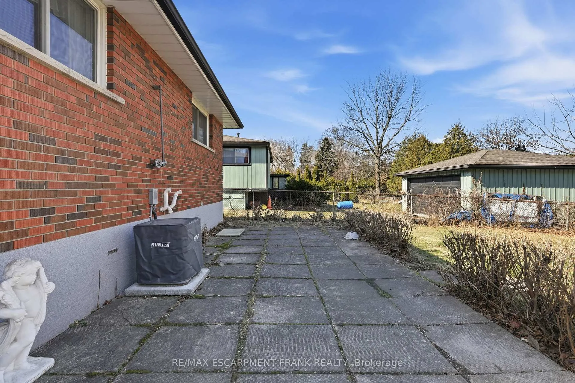 Photo 44 of 256 Whitney Avenue, Hamilton, Ainslie Wood — HOMEH