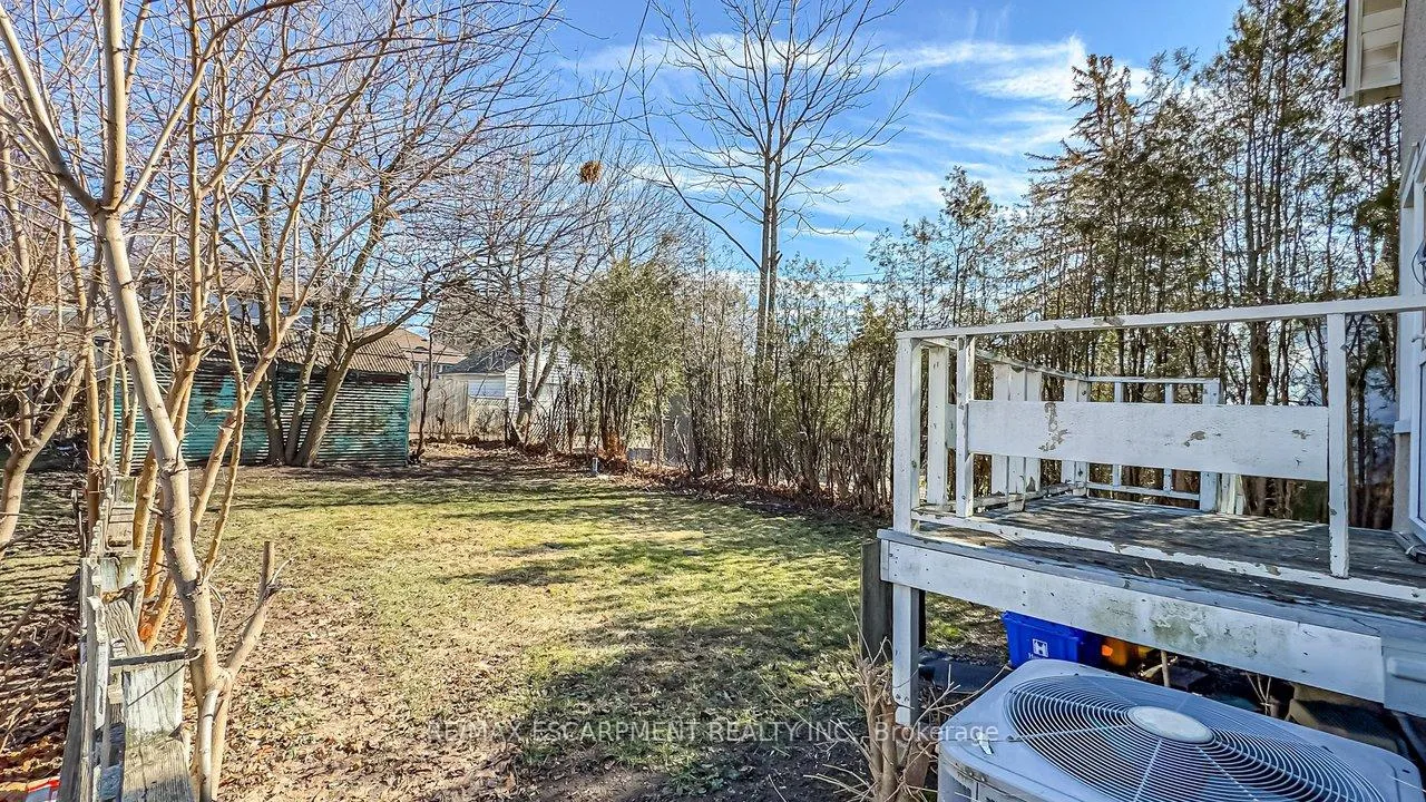 Photo 43 of 58 Edgemont Street N, Hamilton, Crown Point — HOMEH
