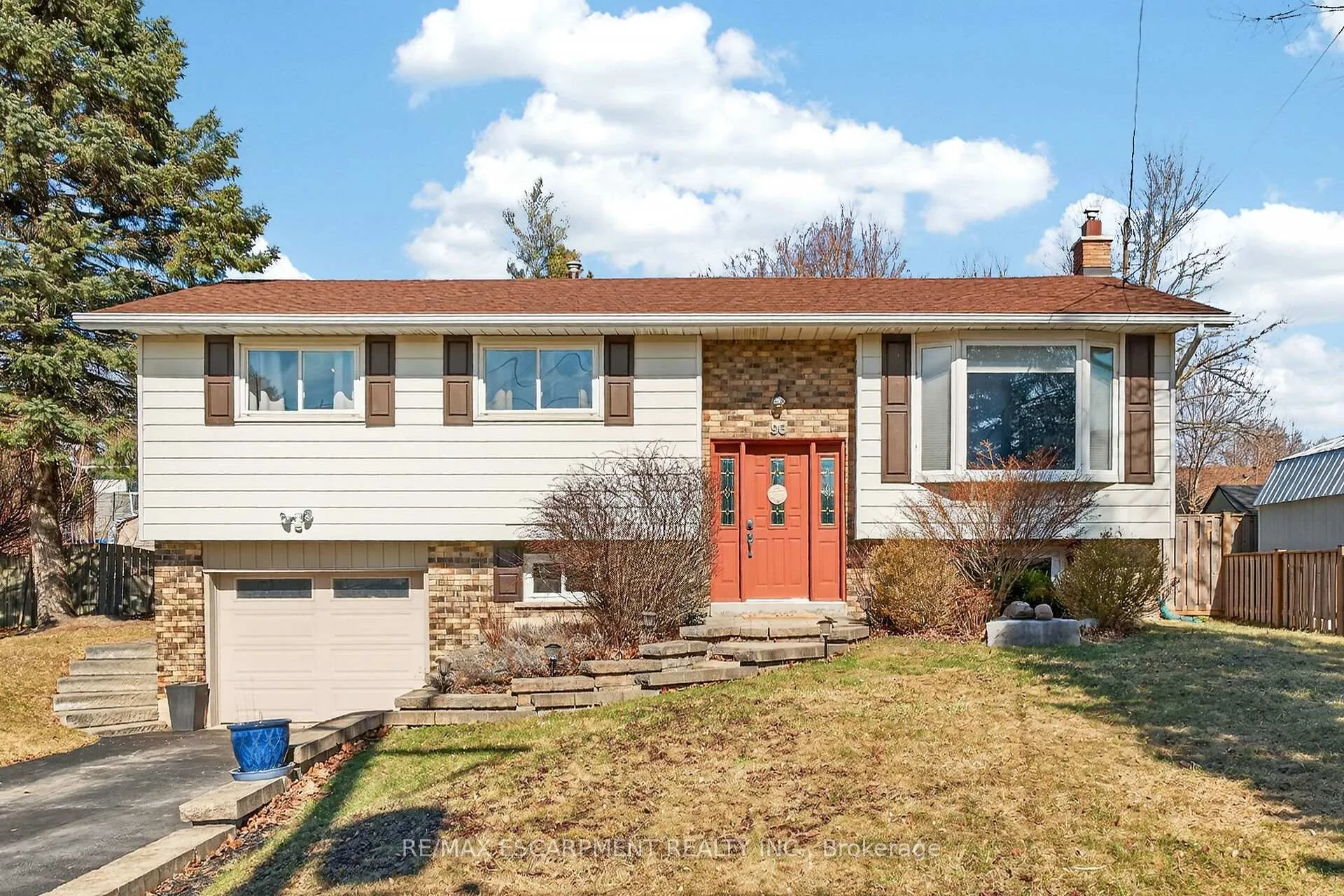 Photo 6 of 96 Dundee Drive, Haldimand — HOMEH