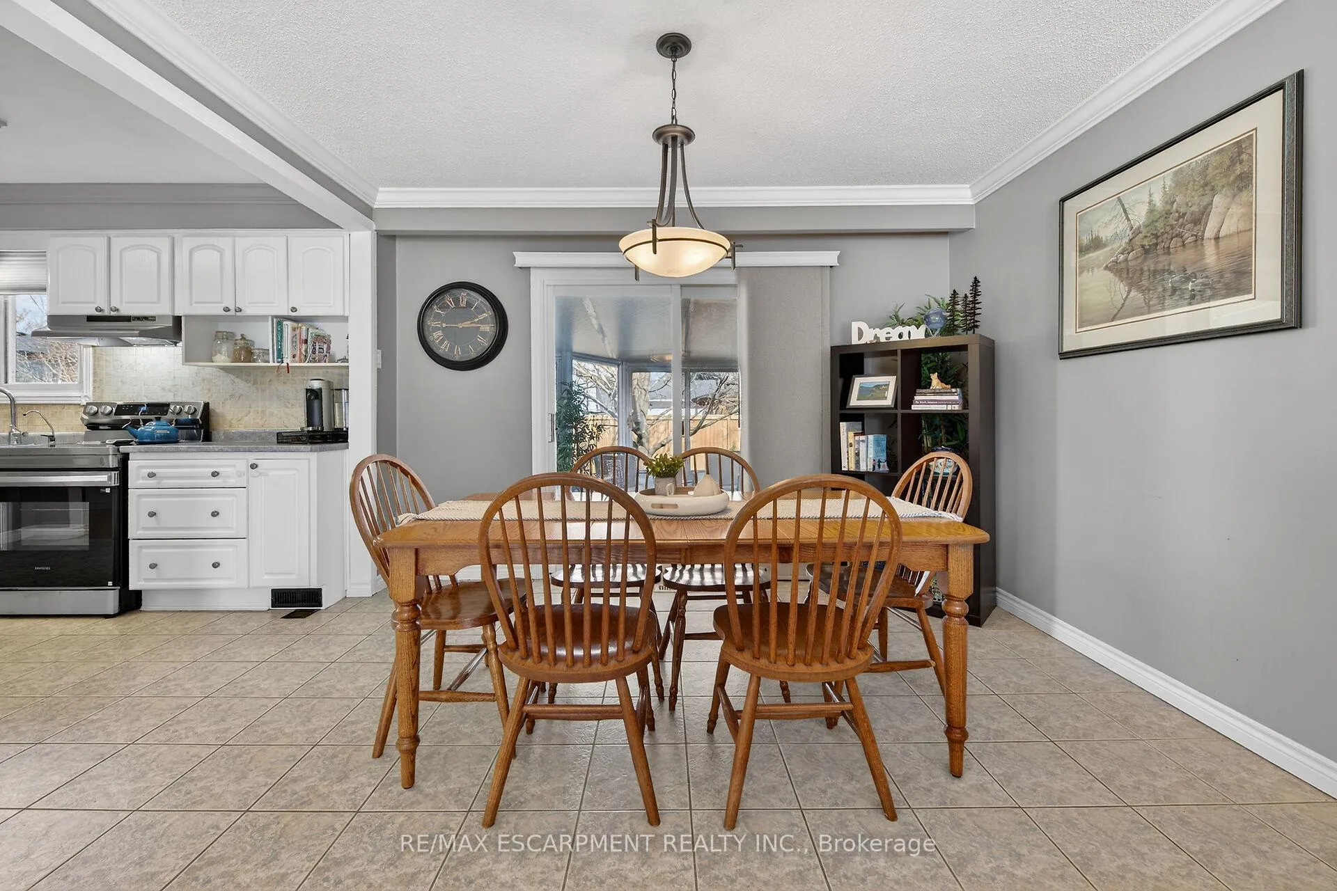 Photo 16 of 96 Dundee Drive, Haldimand — HOMEH