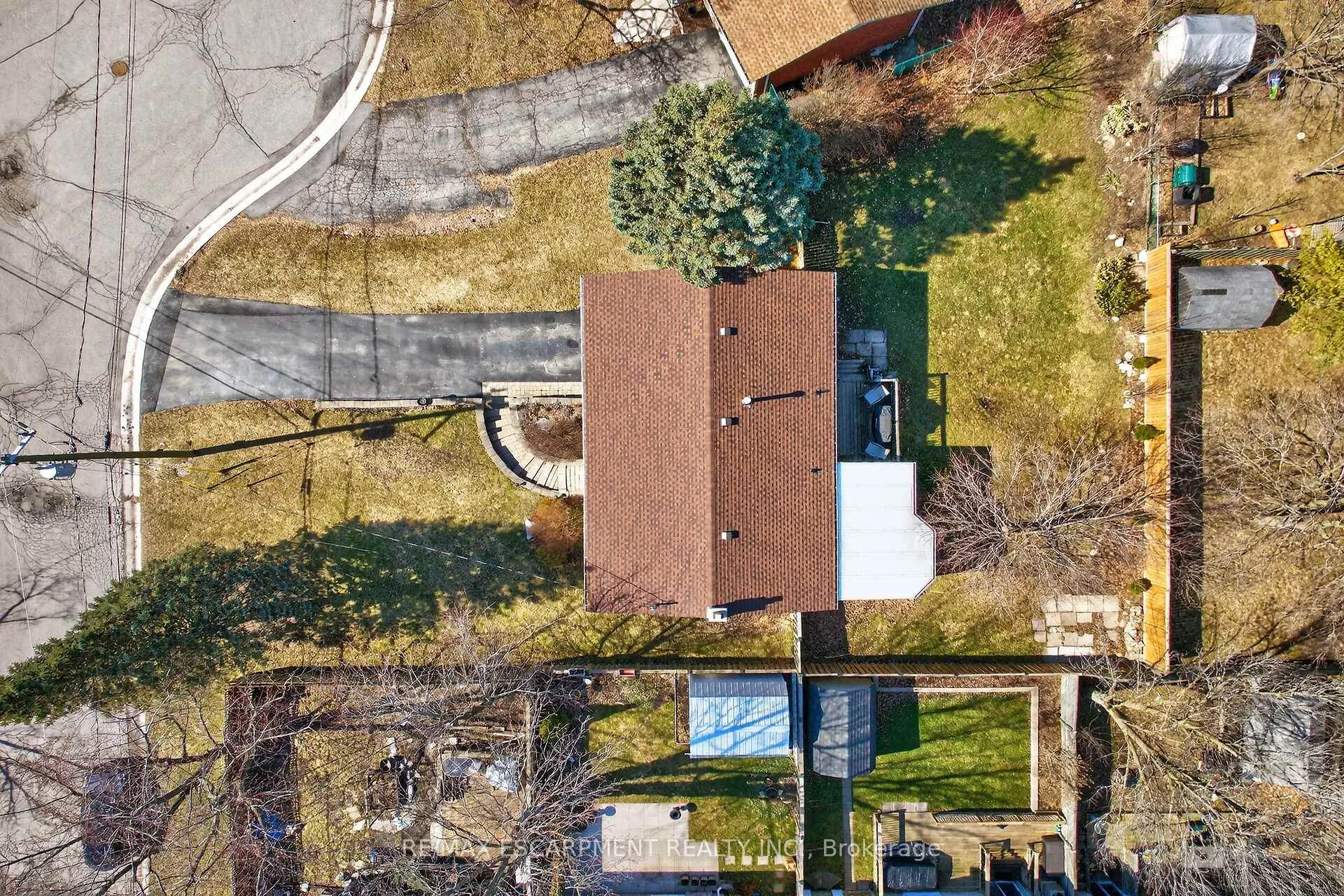Photo 43 of 96 Dundee Drive, Haldimand — HOMEH