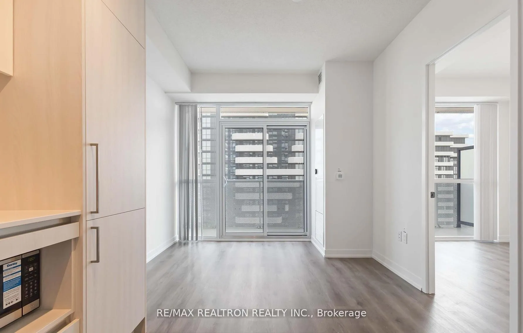 Photo 16 of Unit 3501, 225 Commerce Street E, Vaughan, Vaughan Corporate Centre — HOMEH