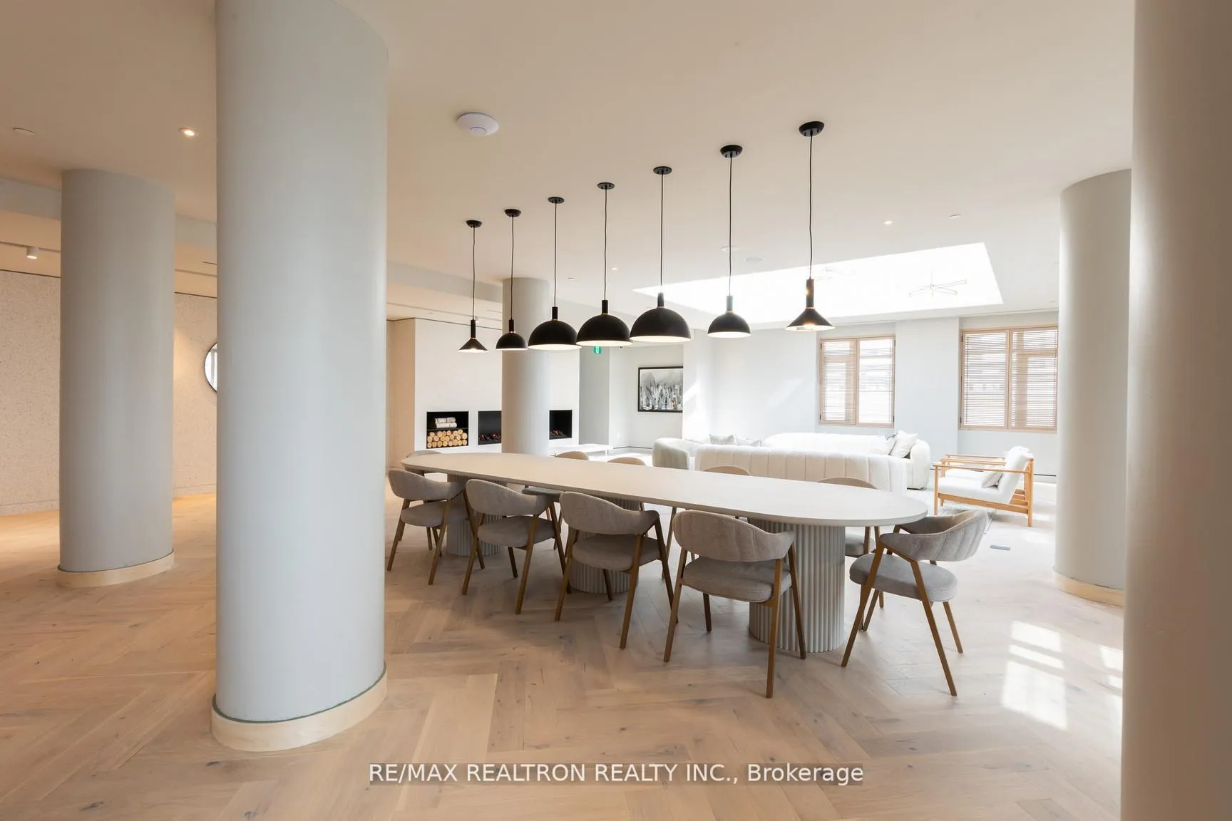 Photo 21 of Unit 3501, 225 Commerce Street E, Vaughan, Vaughan Corporate Centre — HOMEH