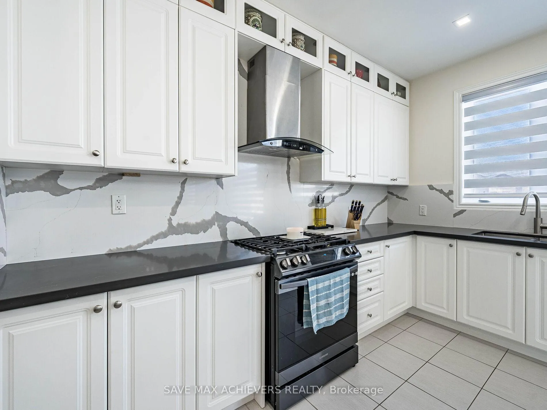 Photo 19 of 451 Black Cherry Crescent, Shelburne — HOMEH