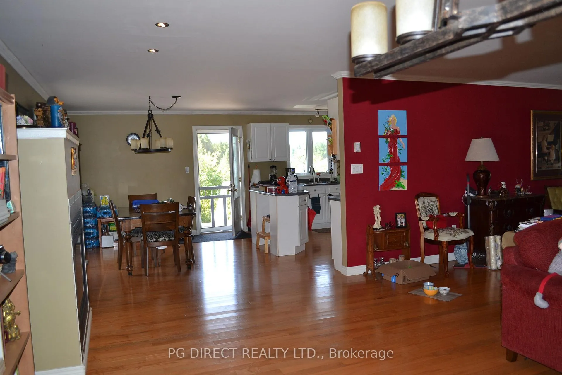 Photo 6 of 270 Pinecreek Crescent, Callander — HOMEH