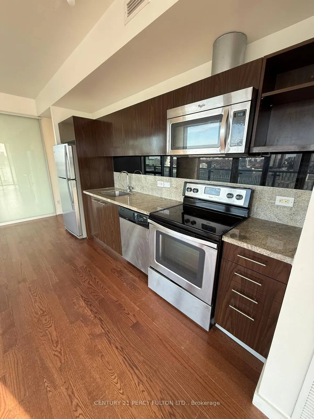 Photo 7 of Unit 2102, 70 Distillery Lane, Toronto, Waterfront Communities — HOMEH