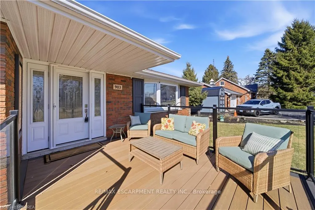 Photo 3 of 903 Keg Lane, Brant, Paris — HOMEH