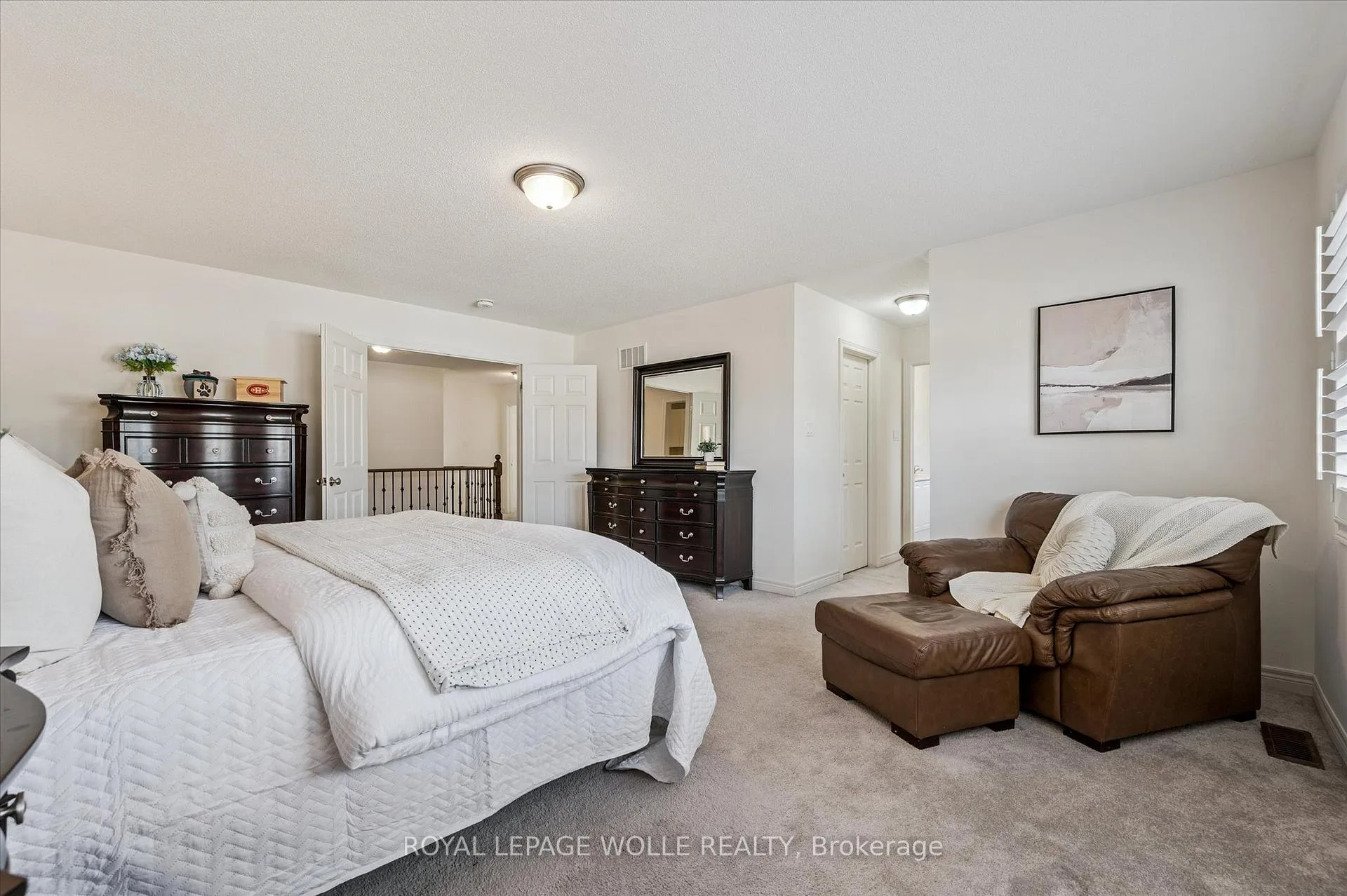 Photo 24 of 65 Barlow Place, Brant, Paris — HOMEH