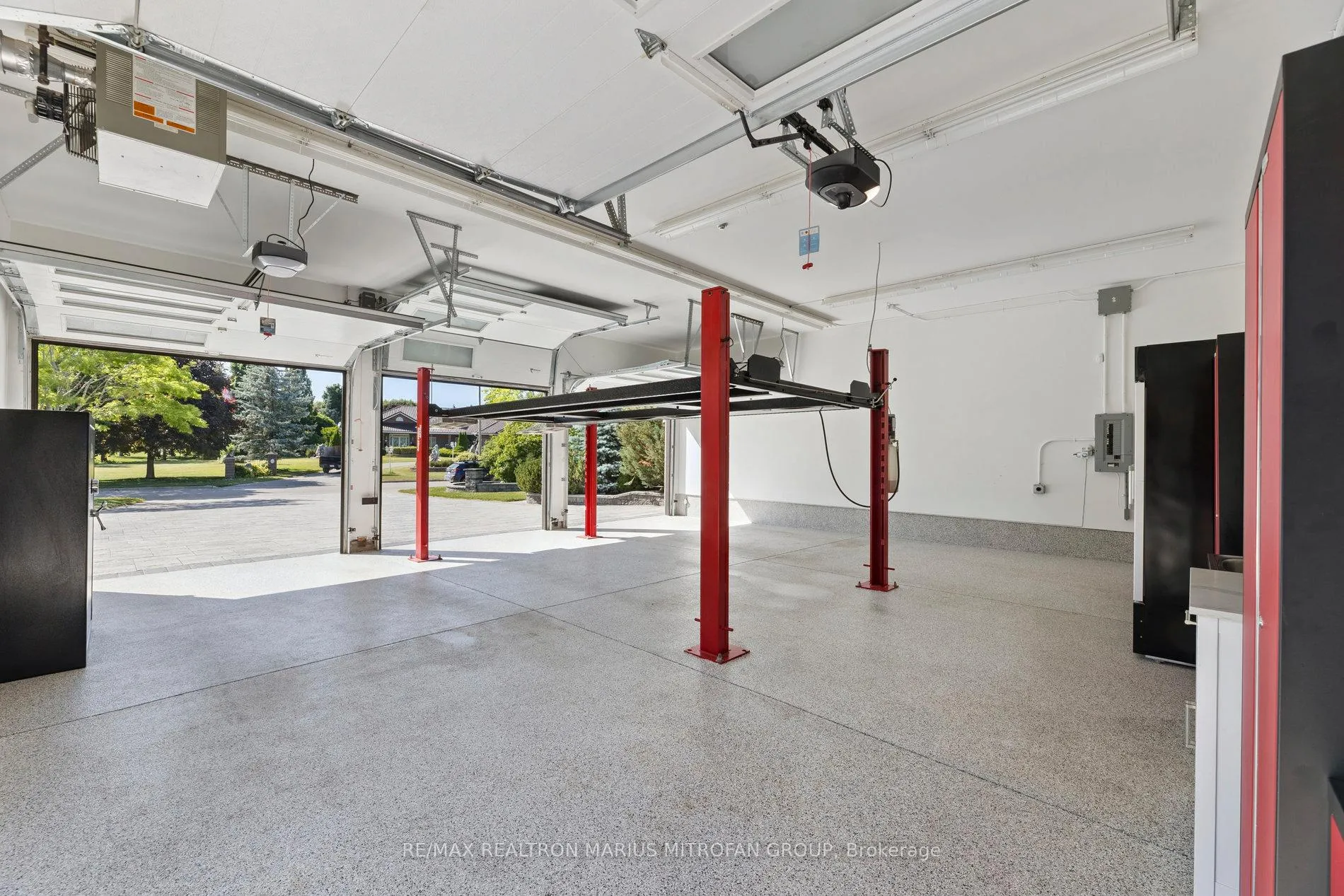 Photo 42 of 23 Steepleview Court, Oshawa, Columbus — HOMEH