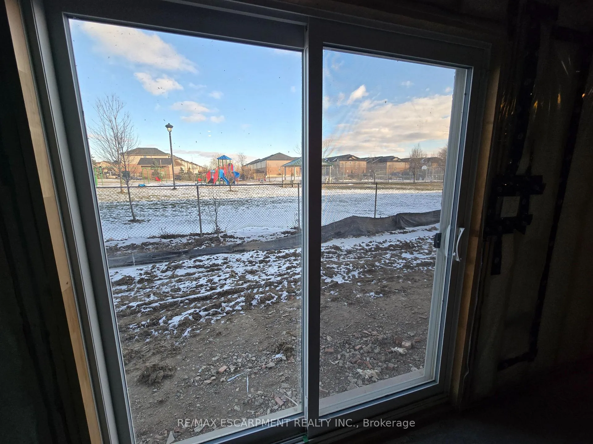 Photo 20 of Unit 5, 205 Thames Way, Hamilton, Mount Hope — HOMEH