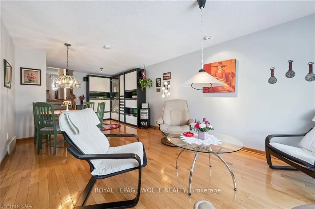 Photo 9 of 303A Mayview Crescent, Waterloo — HOMEH