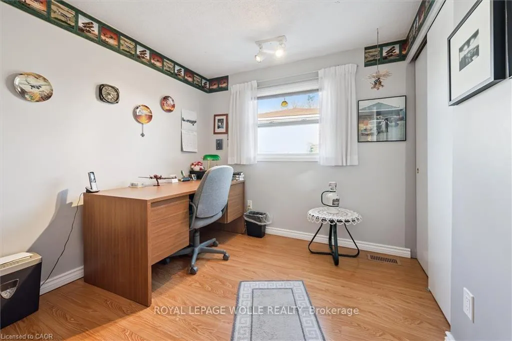 Photo 17 of 303A Mayview Crescent, Waterloo — HOMEH