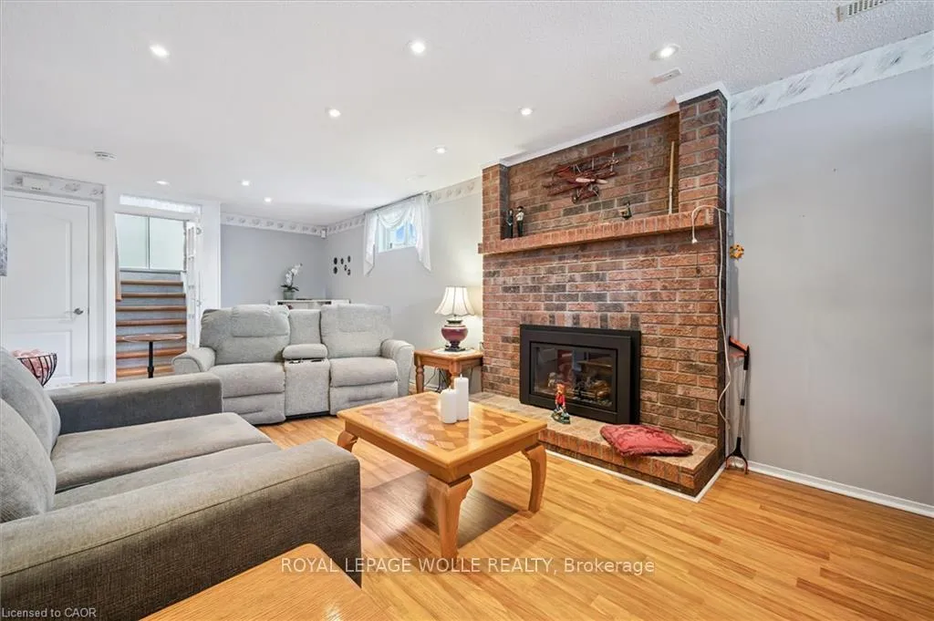 Photo 27 of 303A Mayview Crescent, Waterloo — HOMEH