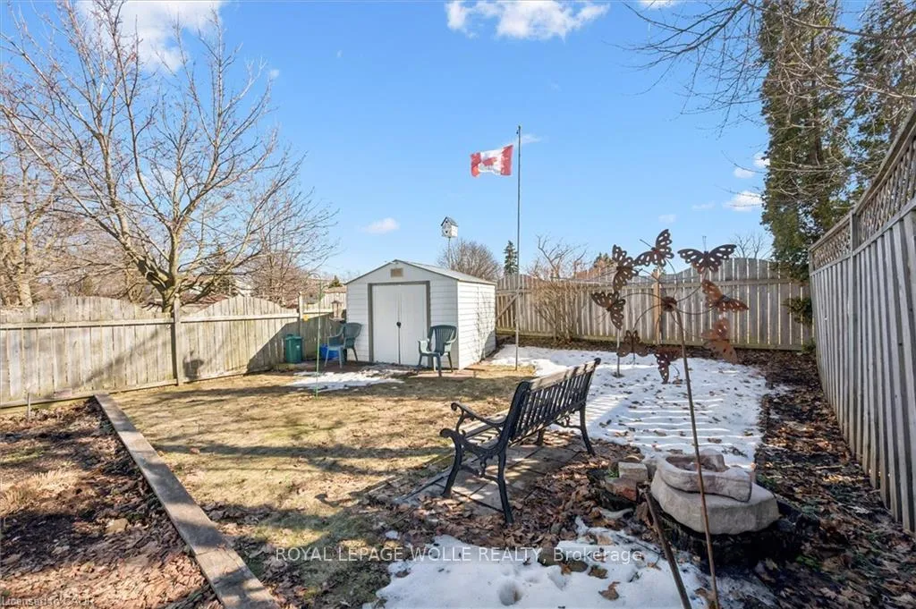 Photo 37 of 303A Mayview Crescent, Waterloo — HOMEH