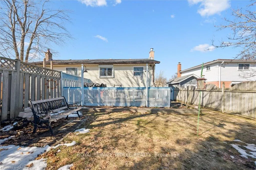 Photo 39 of 303A Mayview Crescent, Waterloo — HOMEH