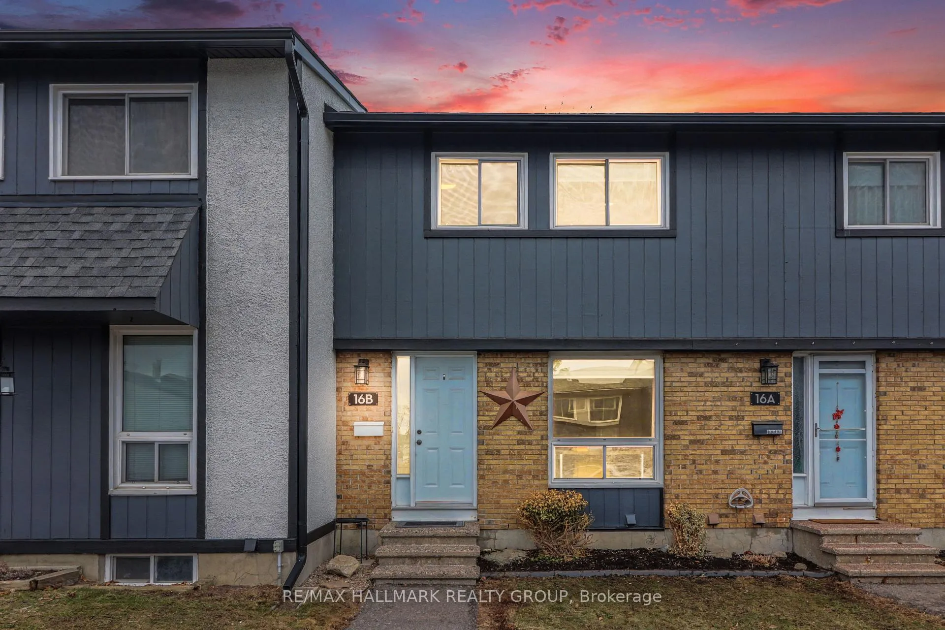 Photo 4 of 16B Spring Grove Lane, Ottawa, Barrhaven - Pheasant Run — HOMEH