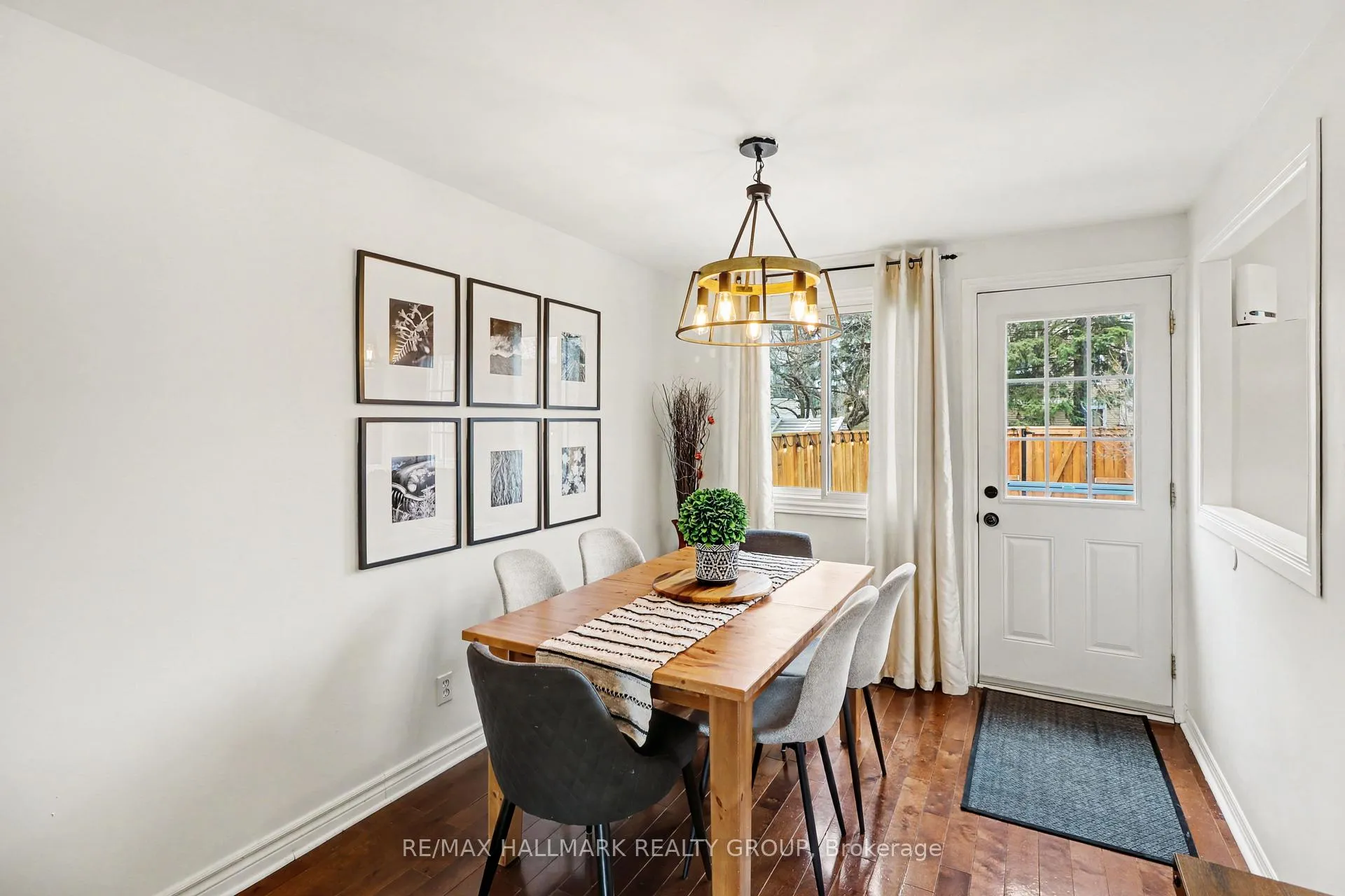 Photo 15 of 16B Spring Grove Lane, Ottawa, Barrhaven - Pheasant Run — HOMEH