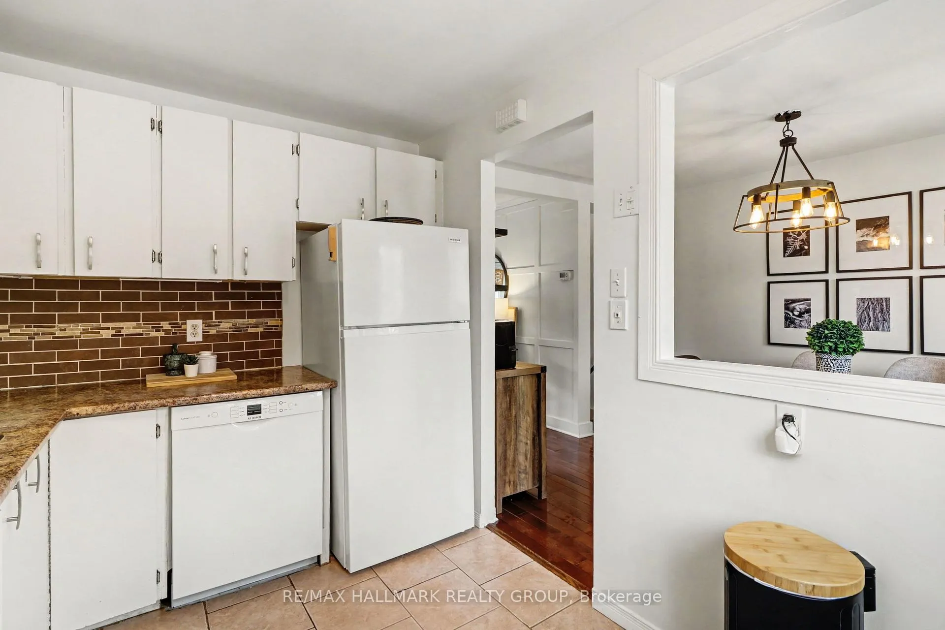 Photo 18 of 16B Spring Grove Lane, Ottawa, Barrhaven - Pheasant Run — HOMEH